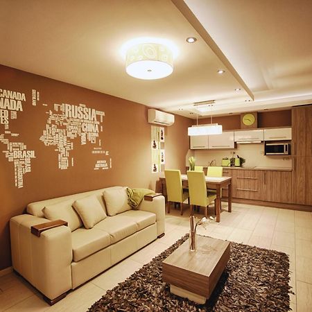 Zafir Apartman ชาร์วาร์ ภายนอก รูปภาพ