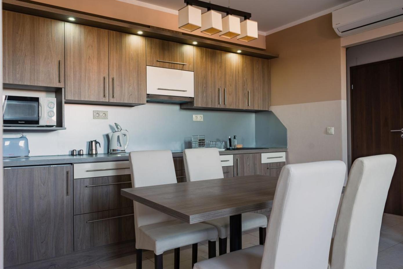 Zafir Apartman ชาร์วาร์ ภายนอก รูปภาพ