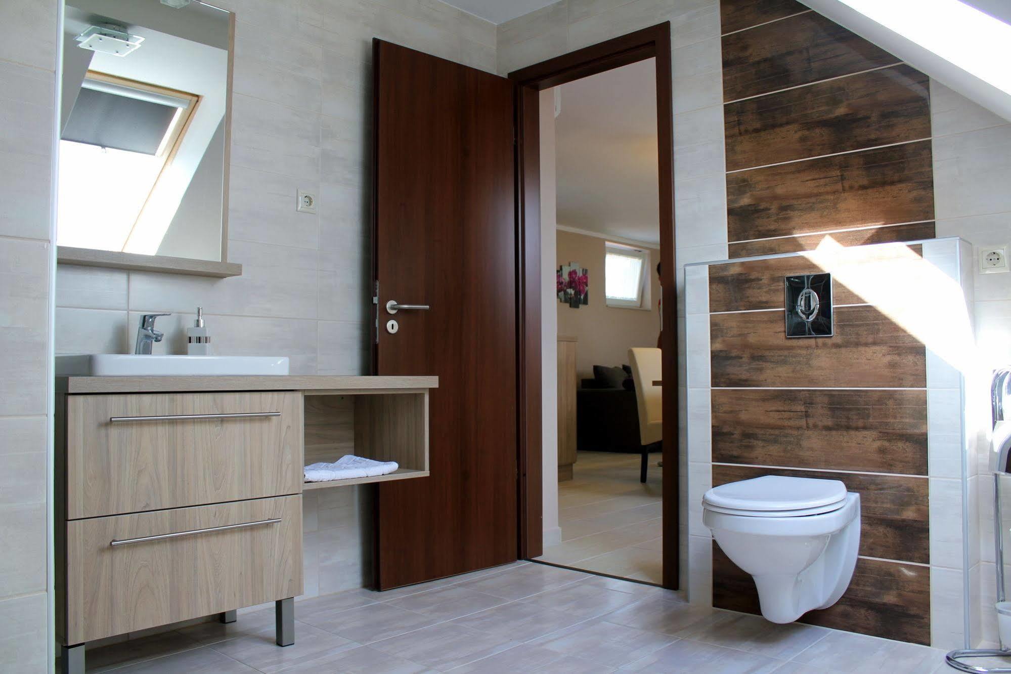 Zafir Apartman ชาร์วาร์ ภายนอก รูปภาพ